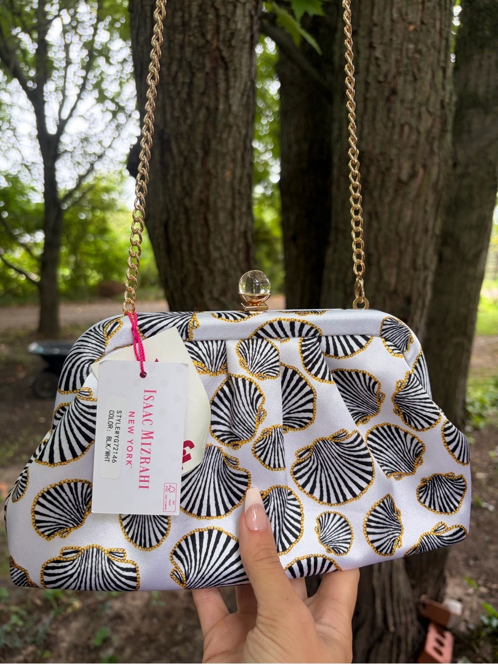 Isaac Mizrahi White Satin Shell-Print Clutch with Gold Chain